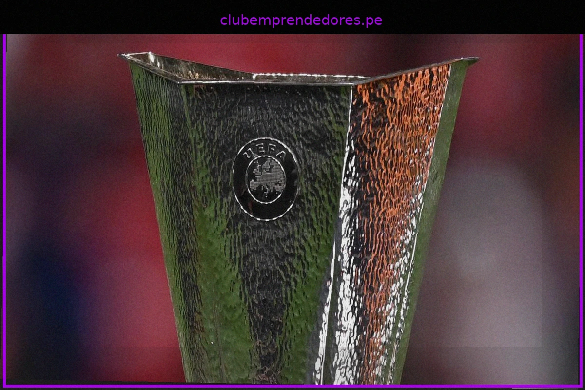 Sorteo Europa League: La Juve sonríe, el Milan se enfrenta al Benfica y dos equipos ingleses