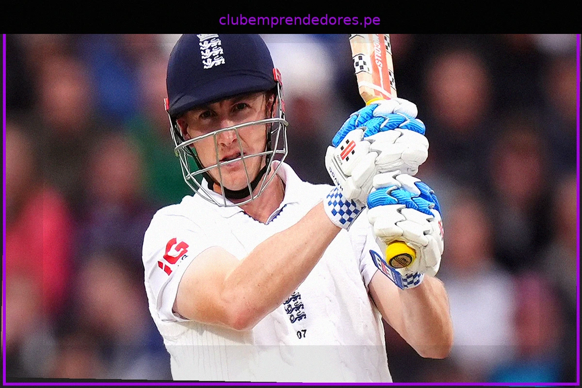 Inglaterra busca ampliar su ventaja sobre Pakistán en un Lord's lluvioso - EN VIVO