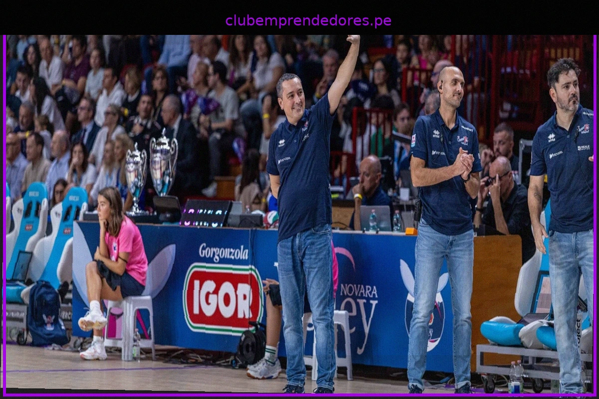 Debut de Reale Mutua Fenera Chieri '76 ante Scandicci en Serie A1